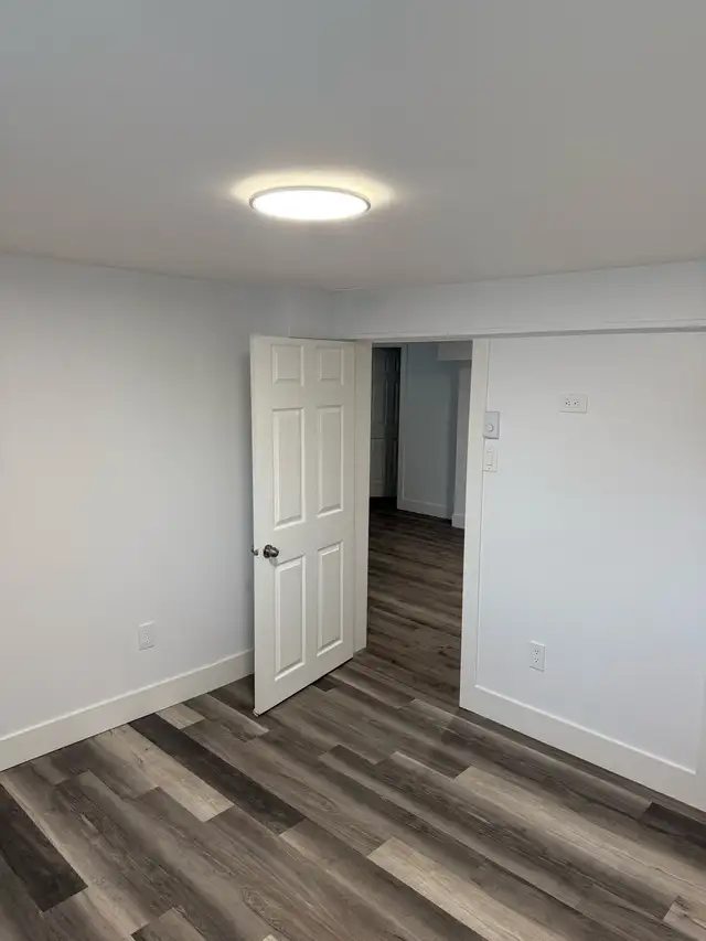 1 Bedroom Apartment in Long Term Rentals in City of Halifax - Image 10