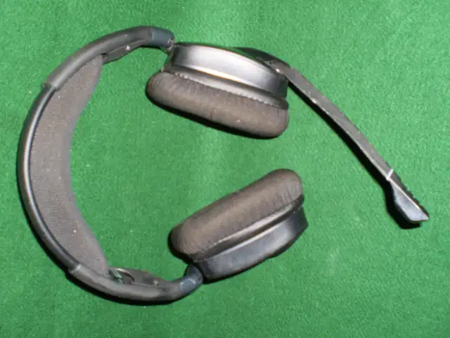 Corsair Wireless Headphones and Microphone in Speakers, Headsets & Mics in City of Toronto - Image 2
