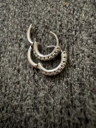 These earrings are from Maison Birks. They haven’t been worn much and have been cleaned.