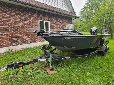 Available September 1st. Can be run through a dealer so paperwork is all taken care of. Comes with t...