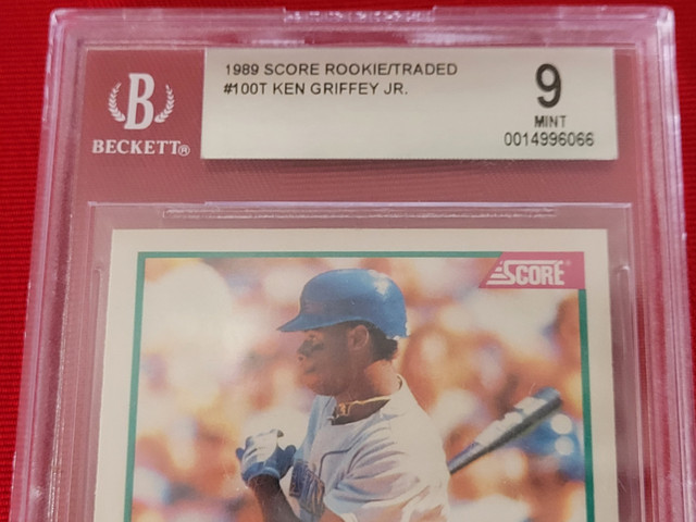 GRADED AND SEALED, 1989 SCORE, KEN GRIFFEY JR. ROOKIE CARD, 9!!! in Arts & Collectibles in City of Toronto - Image 2