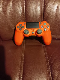 Ps4 controller Bright Red Mint
