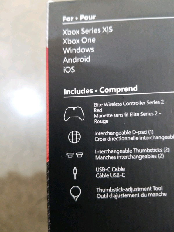 Xbox Elite series 2 Controller new in XBOX One in Oshawa / Durham Region - Image 3