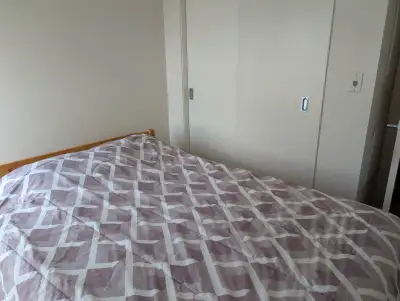 Room for Rent (Lease Takeover)  Close to U of C