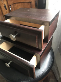 Two separate drawers for bedroom set