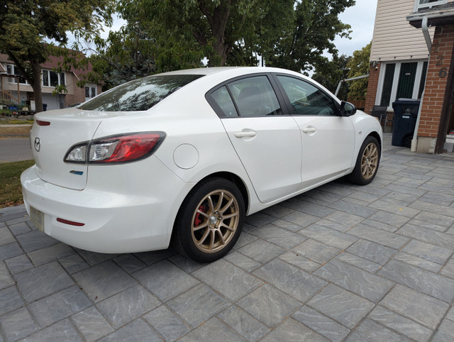 MAZDA 3 in Cars & Trucks in City of Toronto - Image 3