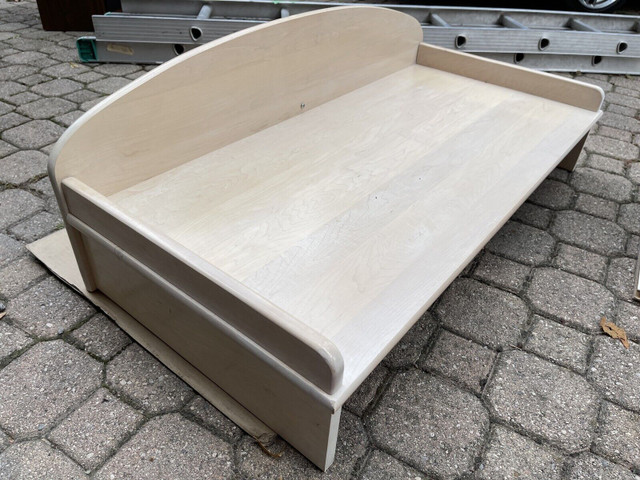 Wooden Diaper Change Table Top in Bathing & Changing in City of Toronto
