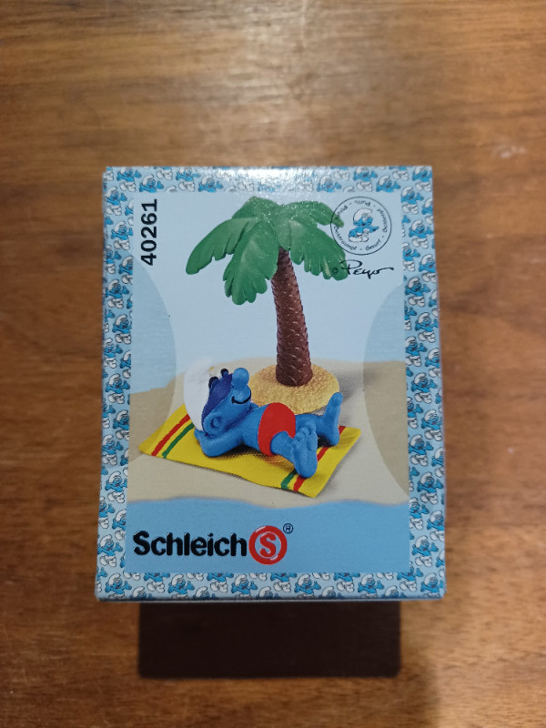 Smurf beach holiday set complete with box Schleich 40261 in Toys & Games in Oakville / Halton Region - Image 2