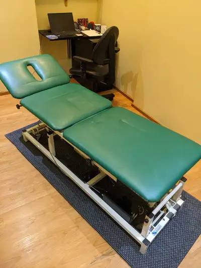 Selling a hydraulic physio/massage/body work table that is in good condition. No tears. At St. Clair...