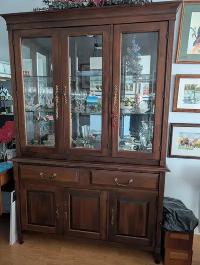 Beautiful china cabinet, View more