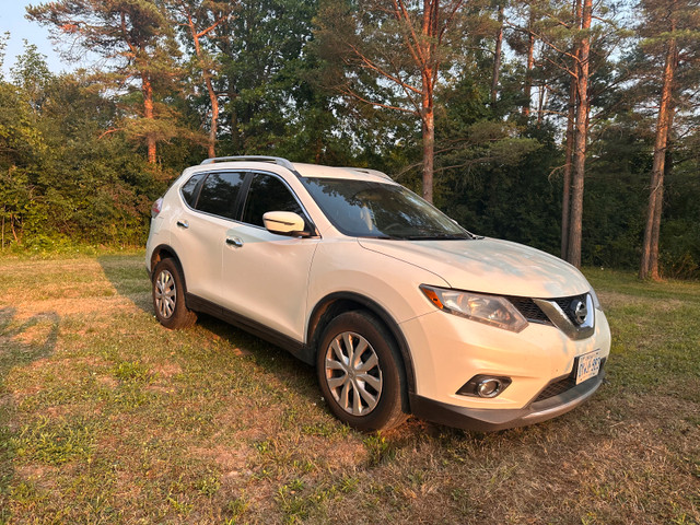 2016 Nissan Rogue SV AWD in Cars & Trucks in St. Catharines