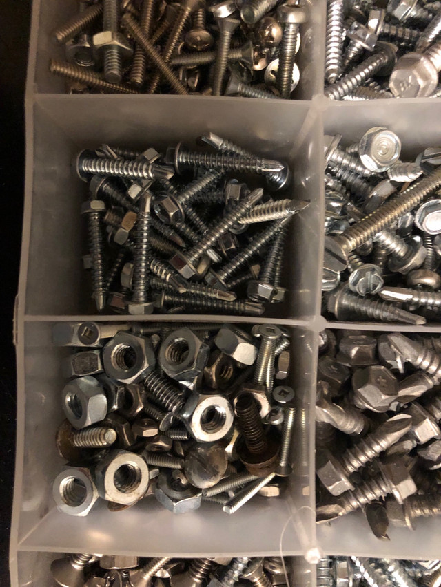 Fasteners. Screws. Self tapping metal screws  in Hardware, Nails & Screws in Annapolis Valley