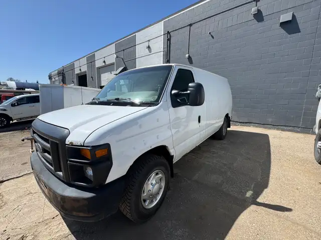2012 Ford E150547508113932308481