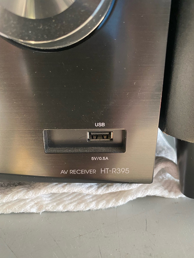 Onkyo 6 speaker home theatre  in Stereo Systems & Home Theatre in Oakville / Halton Region - Image 3