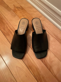 Black sandals. Used like new!