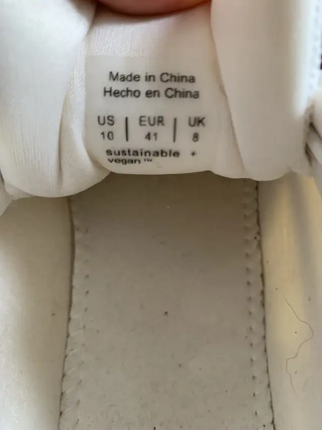 running shoes in Women's - Shoes in Kitchener / Waterloo - Image 7