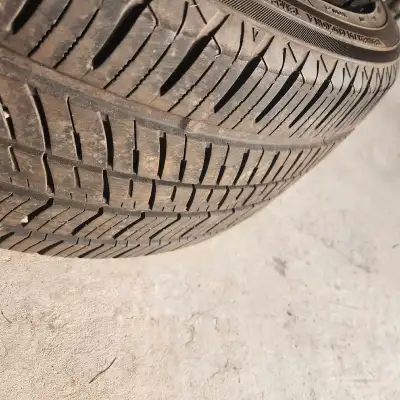 Selling a pair of Yokohama Avid Ascend GT tires, sized at 245/40R19 94V. These tires are in used con...