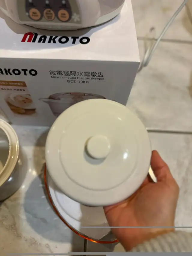 Makoto Electric Stew Pot in Microwaves & Cookers in Oakville / Halton Region - Image 6