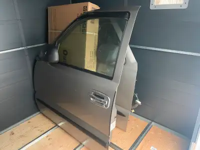 Pair of doors off of 1999-2006 GMC Sierra regular cab truck. Excellent condition, the most rust free...