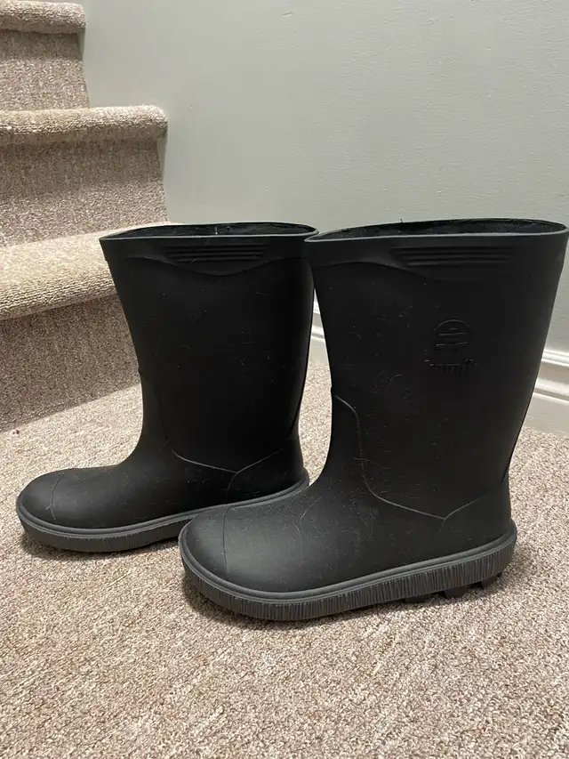 Rain Boots - Kamik Boys’ Riptide Waterproof size 6 Youth in Kids & Youth in Dartmouth - Image 3