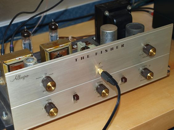 UBER RARE FISHER ALLEGRA X-19 TUBE AMP+MATCHING TUBE TUNER+PHONO in Stereo Systems & Home Theatre in City of Toronto
