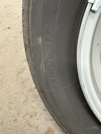 New Take Offs 235/65R17 Nexen Roadian ATXDot#2824 New car4600KMS only 11/32” Tread Set of 4 asking $...