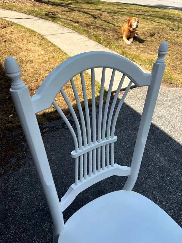 Solid Wood Dining Room Chairs x6 in Chairs & Recliners in Markham / York Region - Image 3