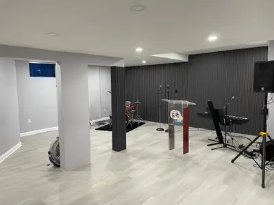 Corporate rental only. Smoke-free, alcohol-free, drug-free environment! Lodging Includes: 1 Master b...