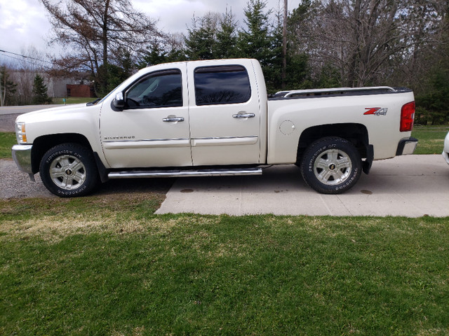 2013 Silverado LT 1500 Crew Cab 4x4 for sale. Certified. in Cars & Trucks in Sudbury