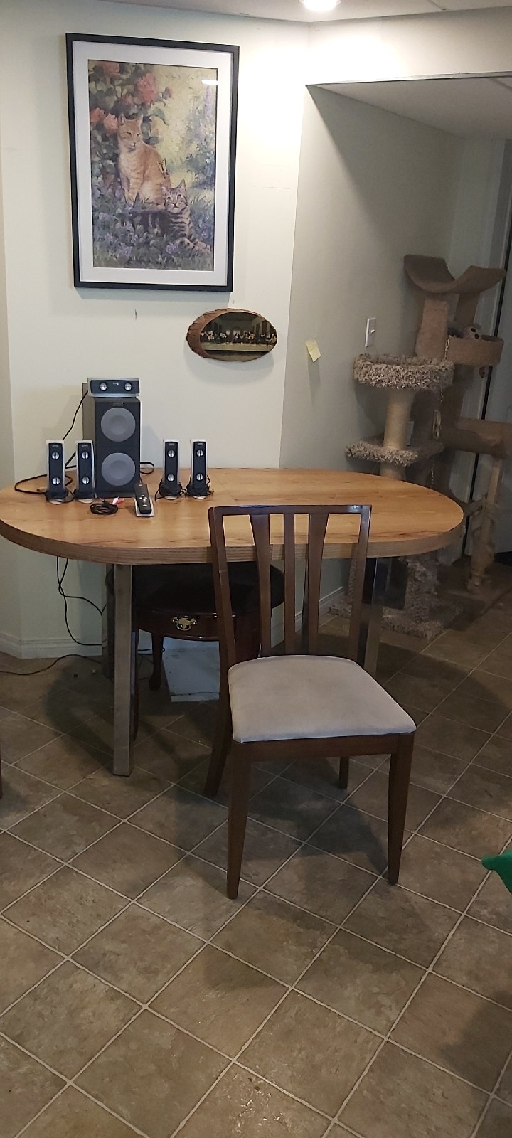 DINING ROOM TABLE WITH 4 MATCHING CHAIRS. Free Stuff St. Albert