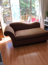 FREE chaise lounge
