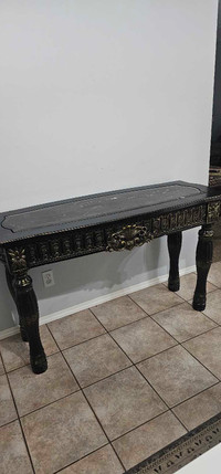 Marble entry table