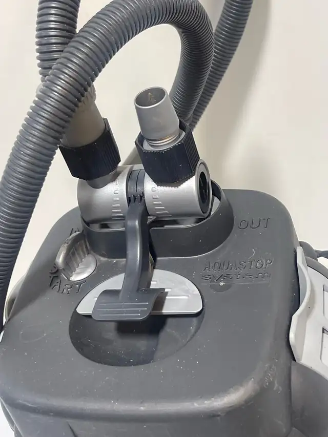 Fluval 205 External Filter in Accessories in City of Montréal - Image 6