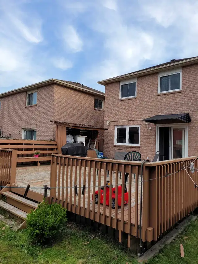 Rooms available upper level Mississauga