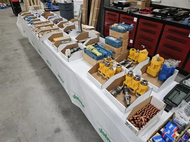 TOOL DEALER CLOSEOUT ONLINE AUCTION in Other Business & Industrial in Edmonton - Image 9