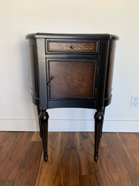 Bombay & Co French Louis XVI Style Night Stand / Side Table / Co