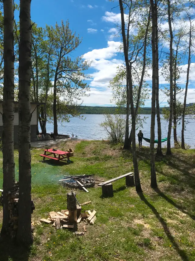 Lakefront Cabin in Fraser Lake in Houses for Sale in Vanderhoof - Image 11