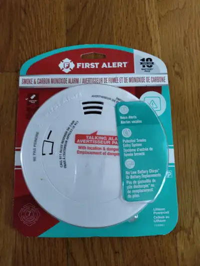 Brand New First Alert Smoke and Carbon Monoxide Alarm/Detector for sale. Still in No opened sealed p...