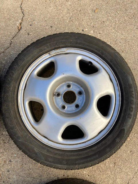 225/50R17 Goodride SW608 Winter Tires on Honda/Acura Rims in Tires & Rims in Strathcona County - Image 2