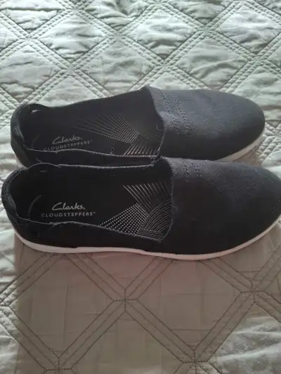 Chaussures pour femme Clark à vendre., View more