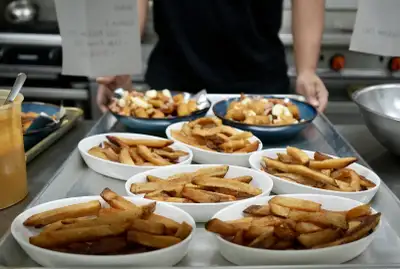 Looking for part time cook 25-30hours in Dieppe. Backgroup in kitchen work or culinary it’s a bonus....