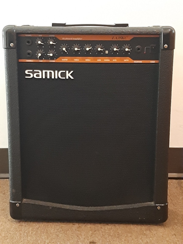 Samick LA35KC Keyboard Amp in Amps & Pedals in City of Toronto