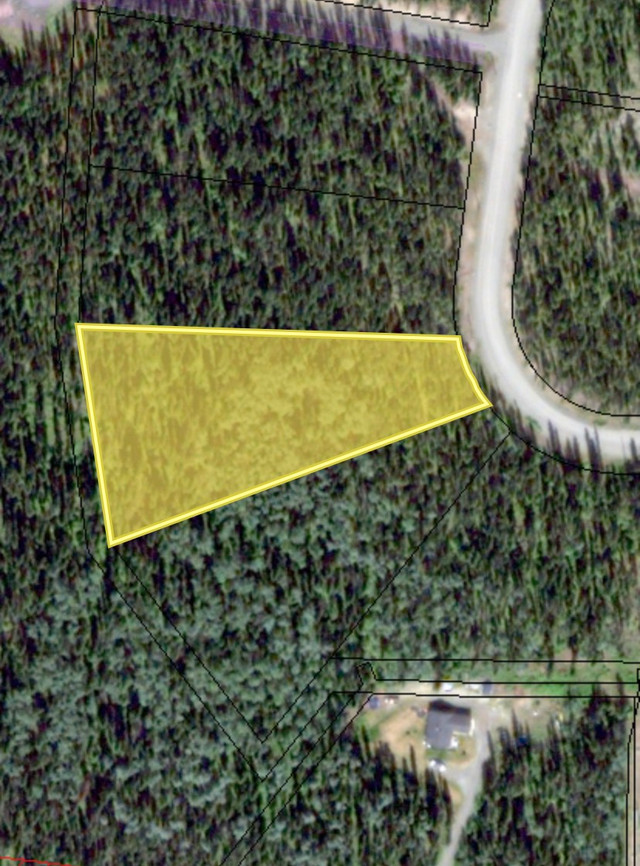 Lot 4 Sawmill Road - Village of Teslin in Land for Sale in Whitehorse - Image 2