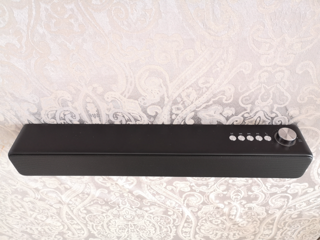 Miniso Bluetooth speaker/sound bar in Speakers in Calgary - Image 2