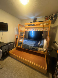 Triple Bunk bed 