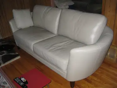 leather couch from Bennetts., very good condition. was $2100 new. selling for $1500. non-smoker, no...