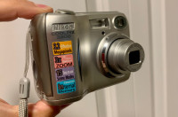 Like New Nikon COOLPIX 3200 3.2MP Digital Camera 