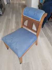 ***Chair~Antique***