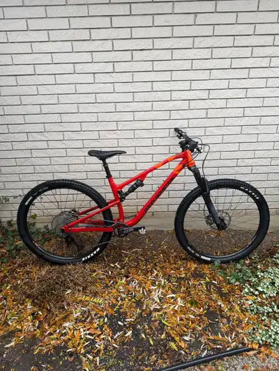 2022 Rocky Mountain Element. XTR brakes., View more
