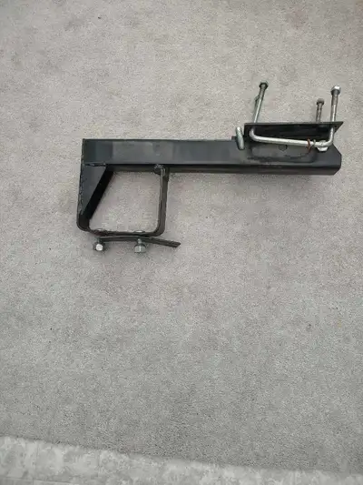 I have a used RV tire bumper hitch carrier available for sale. The carrier is in good working condit...